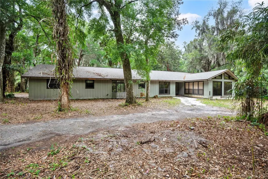 599 Lake Geneva Road, Geneva, FL 32732 - #3