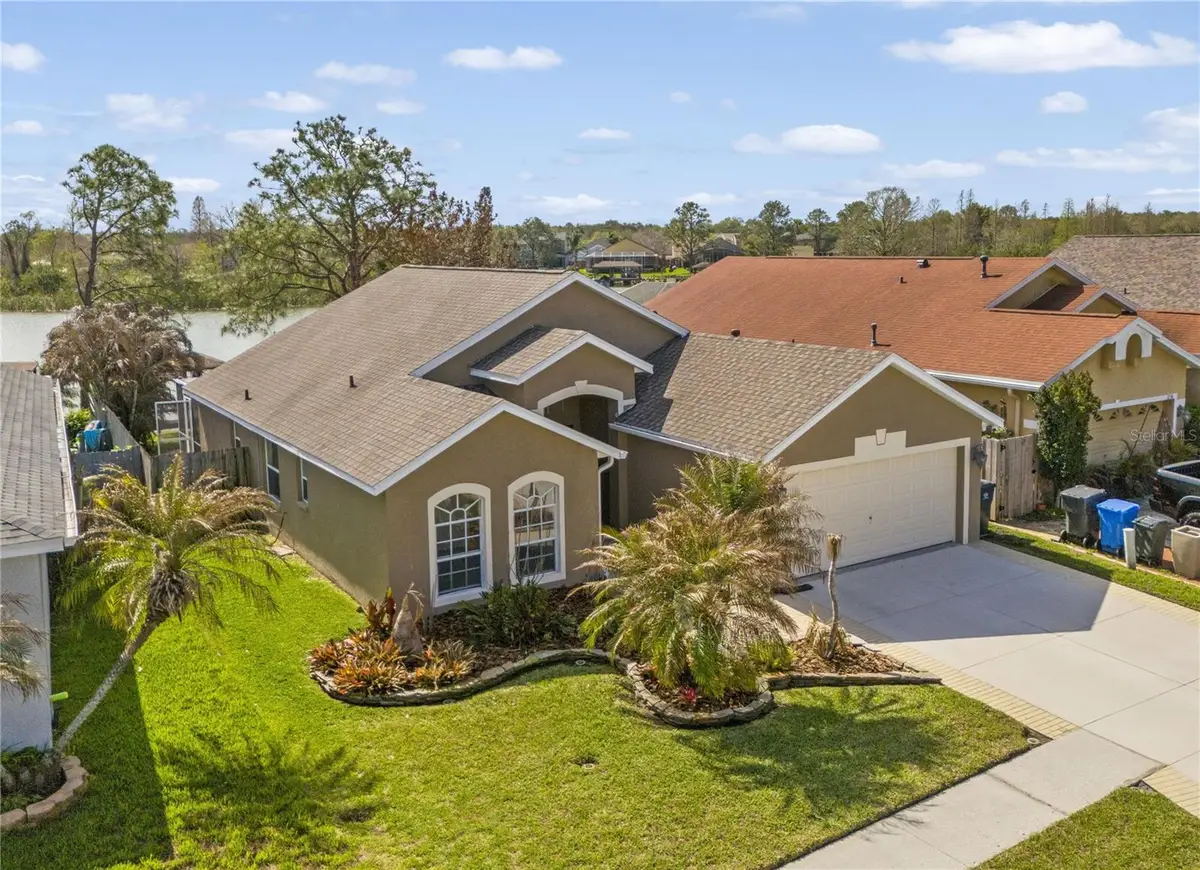 1240 Vinetree Drive, Brandon, FL 33510 - #1