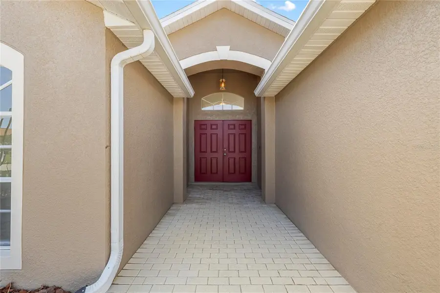 1240 Vinetree Drive, Brandon, FL 33510 - #3