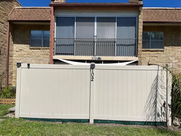 2837 NE 3rd Street #102, OCALA, FL 34470