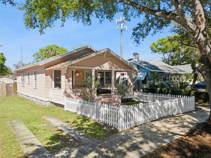 812 E Paris Street, Tampa, FL 33604 - #2