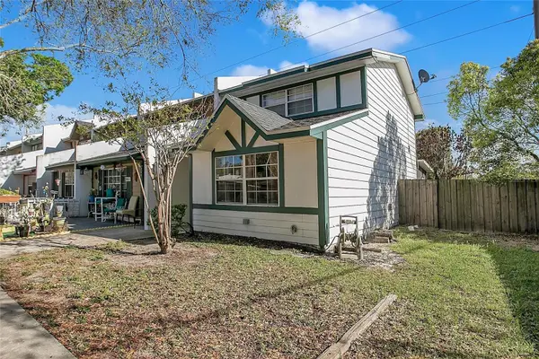 832 W 25th Street, SANFORD, FL 32771