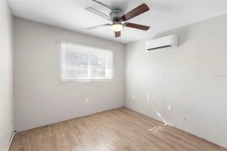 901 Colyer Street, Orlando, FL 32805 - #3