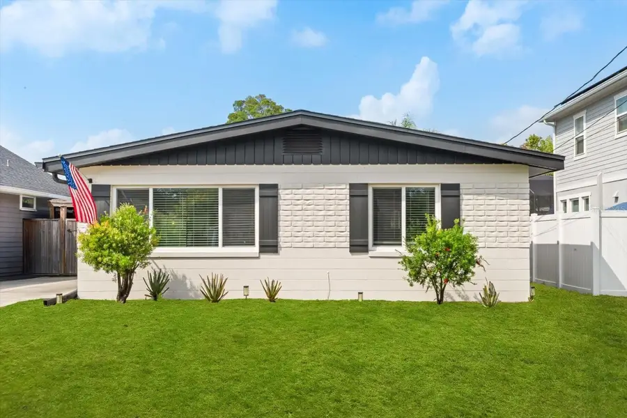 2211 Oregon Street, Orlando, FL 32803 - #2