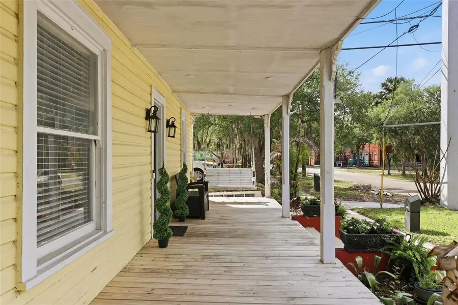 209 E 5th Street, Sanford, FL 32771 - #3
