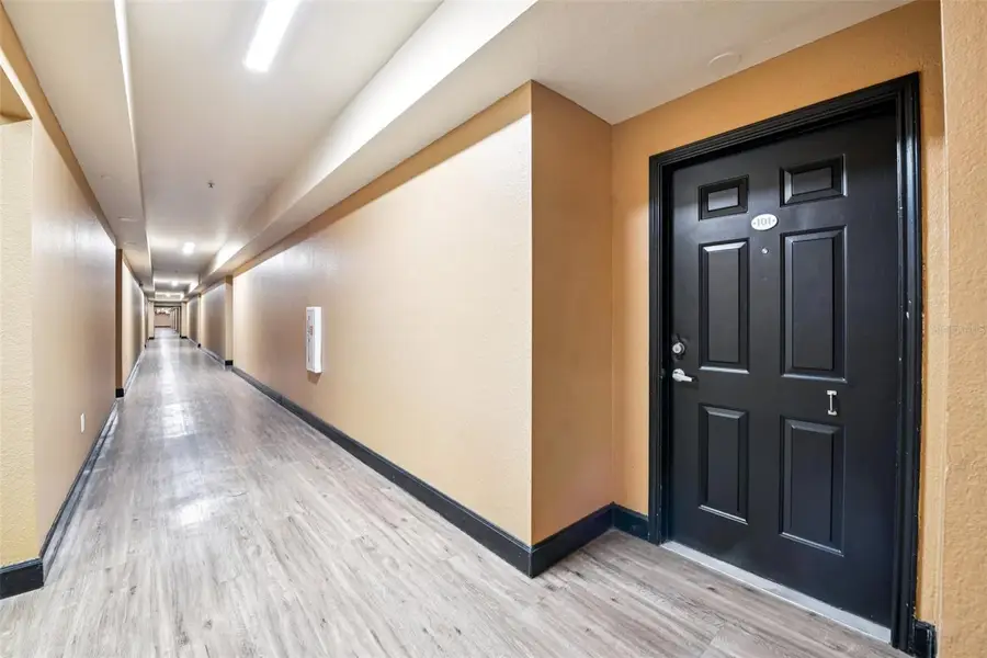 911 N Orange Avenue #101, Orlando, FL 32801 - #3