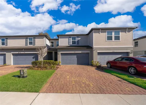 963 Robin Holly Street, OCOEE, FL 34761