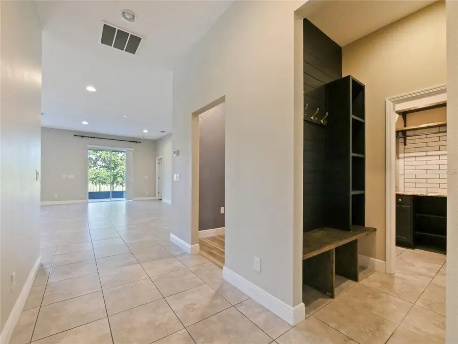 1064 Grand Hilltop Drive, Apopka, FL 32703 - #2