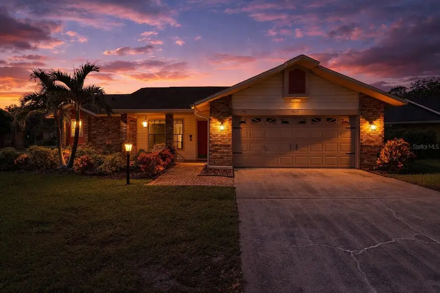 9913 Chesham Drive, Orlando, FL 32817 - #2