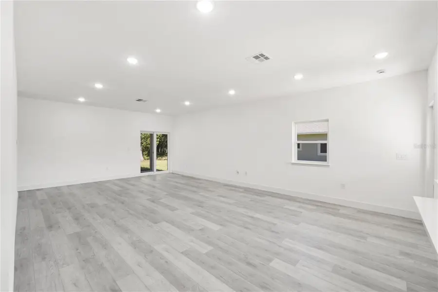 820 E Desoto Street, Clermont, FL 34711 - #2