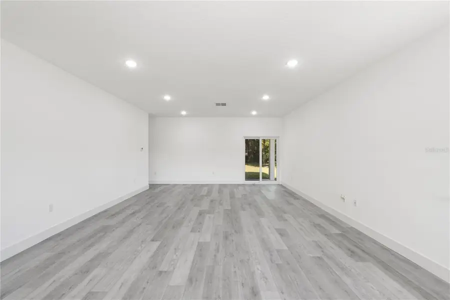 820 E Desoto Street, Clermont, FL 34711 - #3