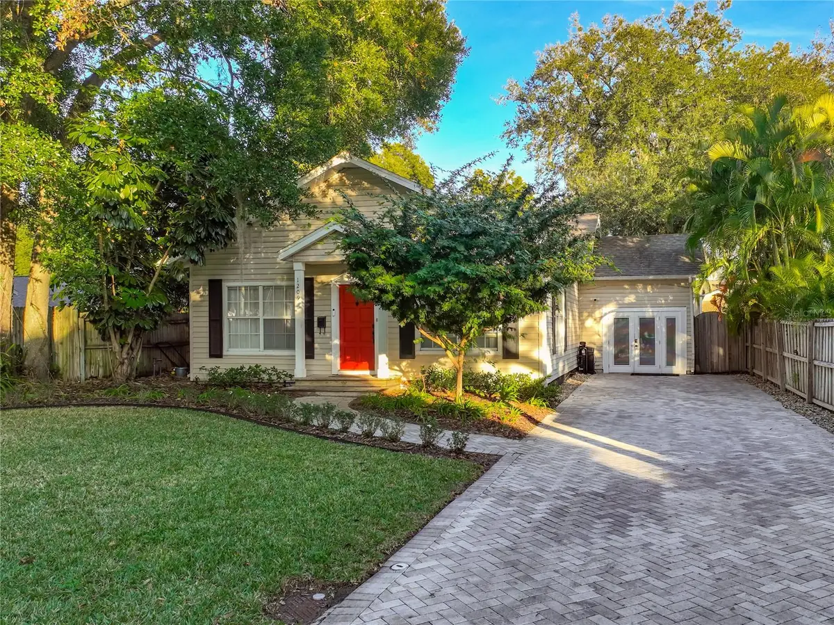 1209 Clouser Avenue, Orlando, FL 32804 - #1