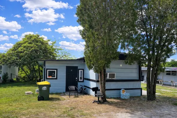 30 Wafford Street, UMATILLA, FL 32784