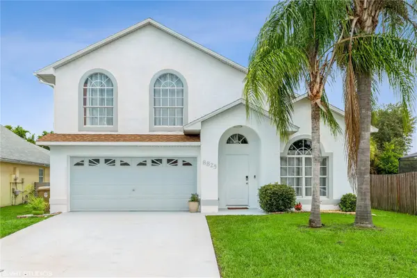 8825 Kensington Court, KISSIMMEE, FL 34747