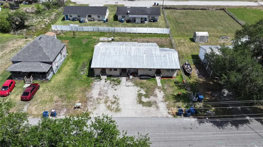 32 N Palmetto Avenue, Fort Meade, FL 33841 - #3