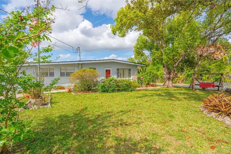 935 Florida Avenue, Orange City, FL 32763 - #3