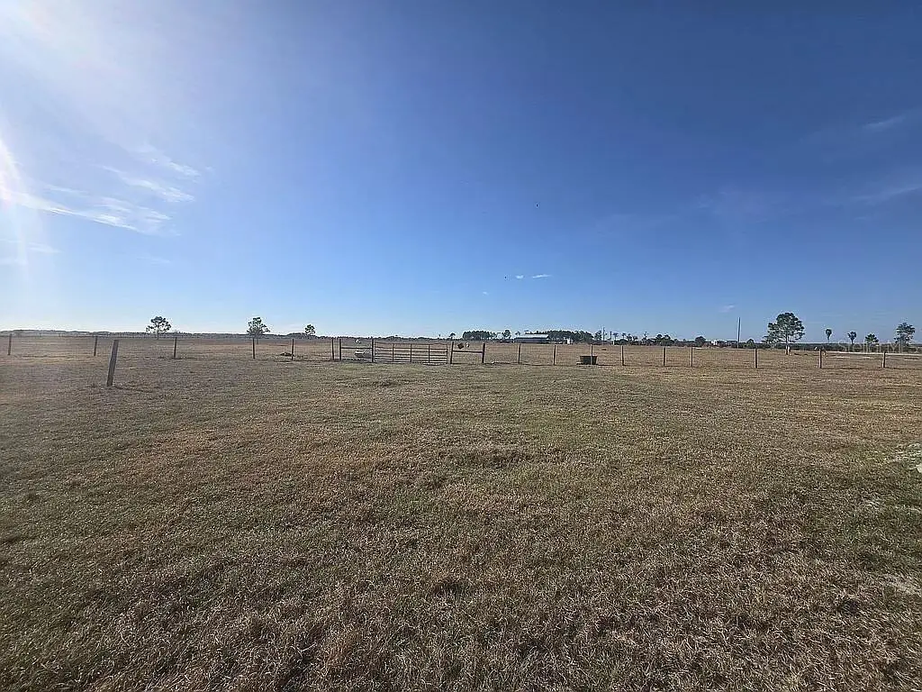 707 Chihuahua Road, Sebring, FL 33870 - #1