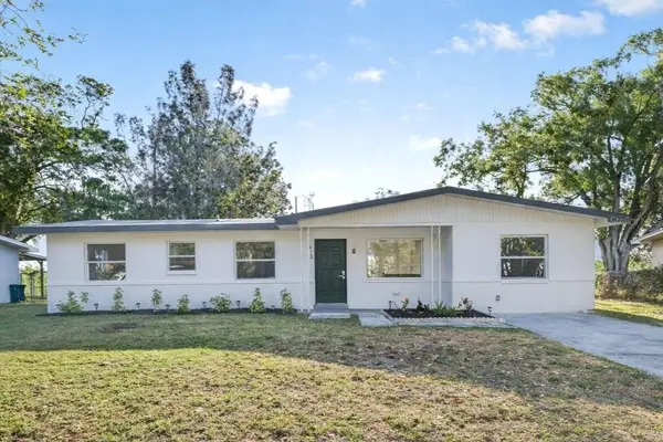 413 Country Club Drive, OLDSMAR, FL 34677