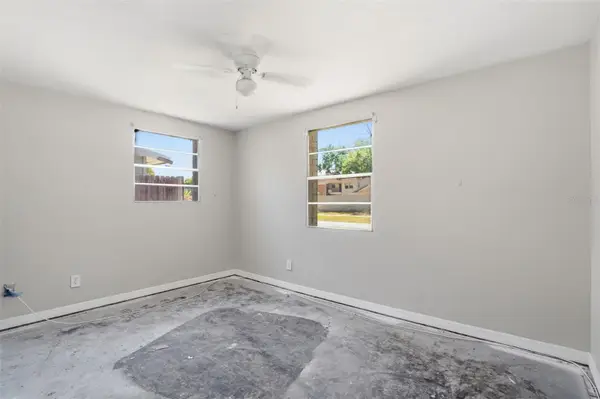 5711 64th Avenue N, PINELLAS PARK, FL 33781