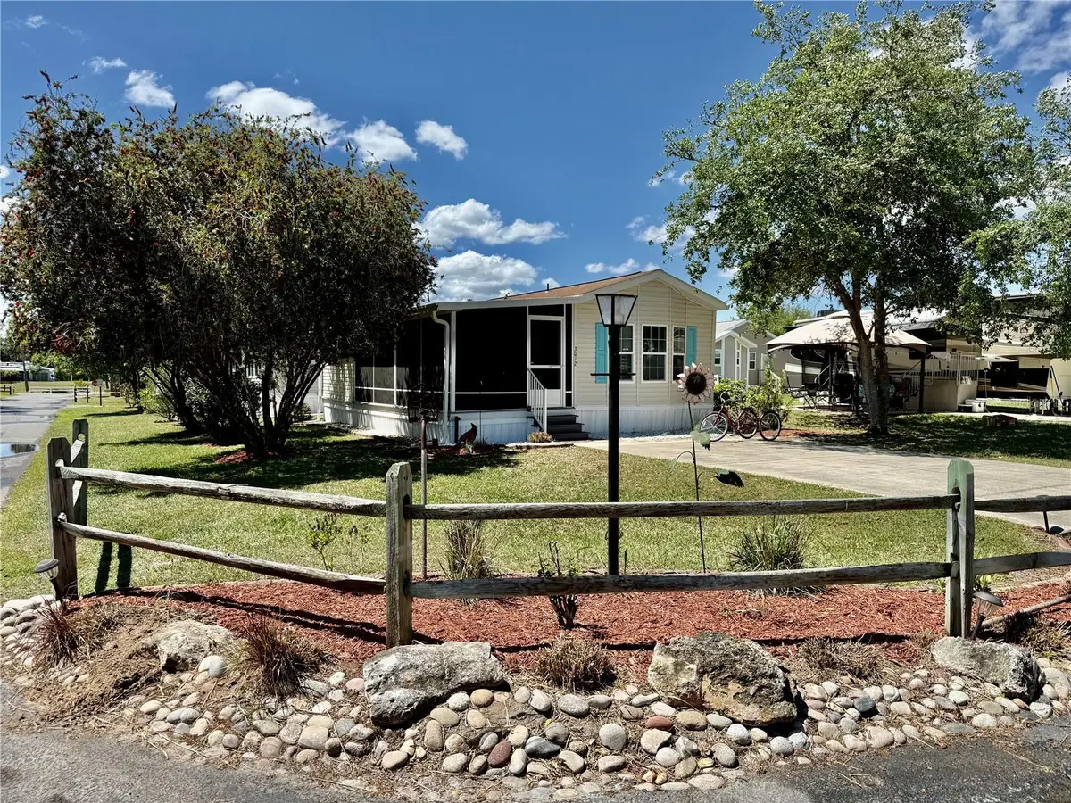 3012 NE 104th Avenue, Silver Springs, FL 34488 - #1