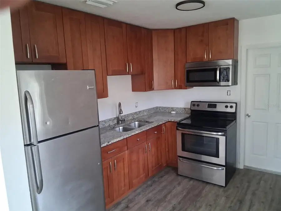 2855 40th Avenue N, Saint Petersburg, FL 33714 - #2