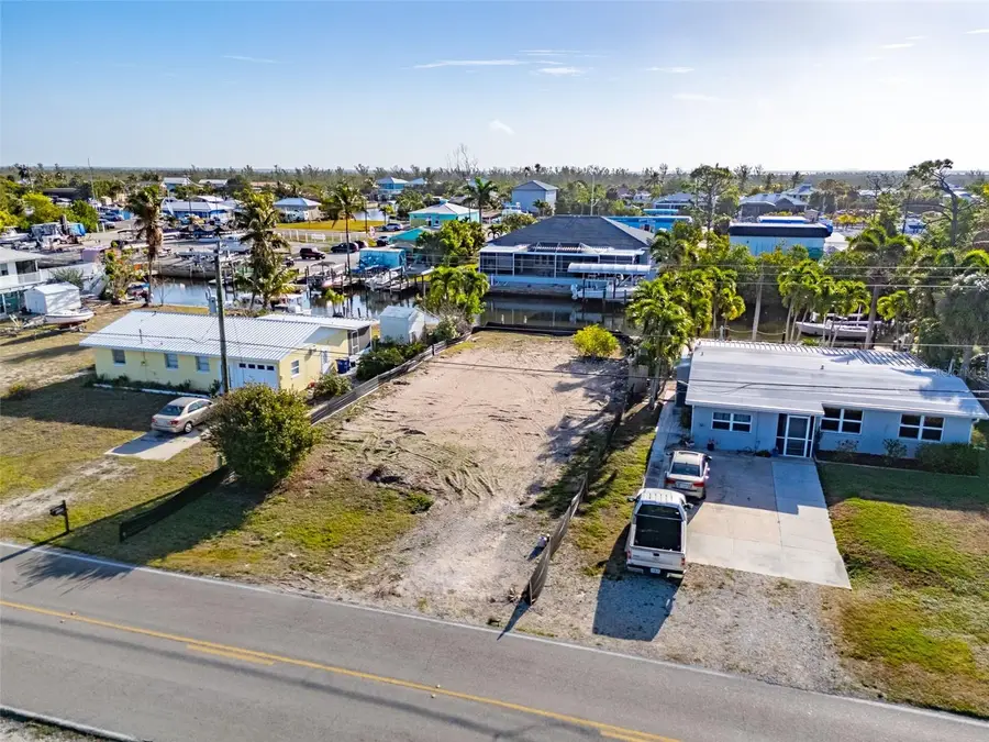 3314 York Road, Saint James City, FL 33956 - #3