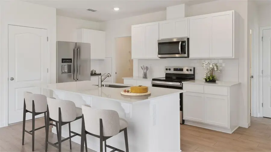 2061 Walnut Creek Drive, Kissimmee, FL 34744 - #2