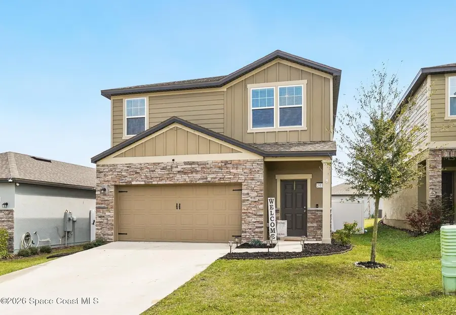 2024 Hemingway Circle, Groveland, FL 34736 - #2