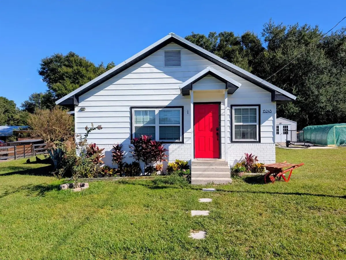 15243 S Highway 25, Weirsdale, FL 32195 - #1