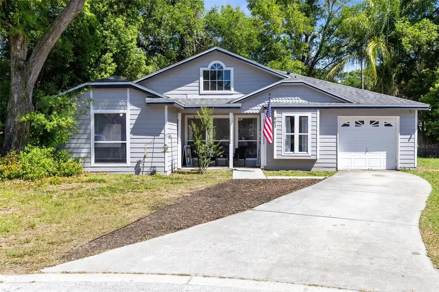 601 Arlington Court, Eustis, FL 32726 - #2