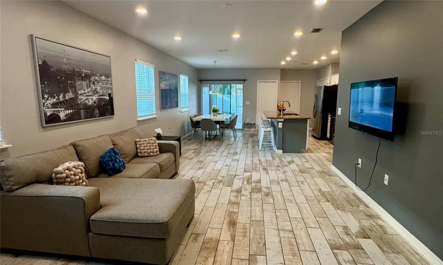 118 Hurst Ct, Deland, FL 32724 - #3