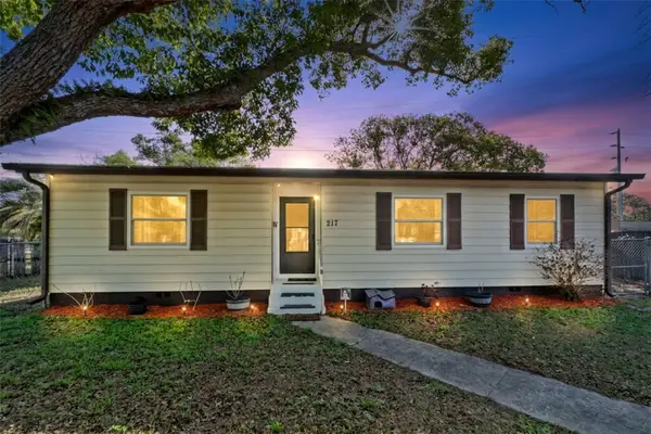 217 Colony Drive, CASSELBERRY, FL 32707
