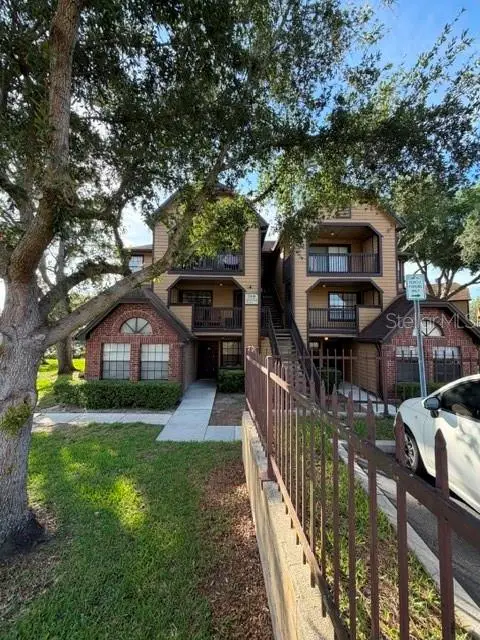 355 Lakepointe Drive #304, Altamonte Springs, FL 32701 - #2