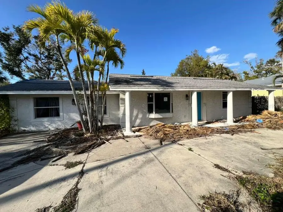 749 Siesta Drive, Sarasota, FL 34242 - #2