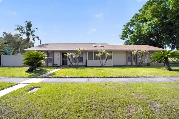 1803 S Wilkins Avenue, PLANT CITY, FL 33563