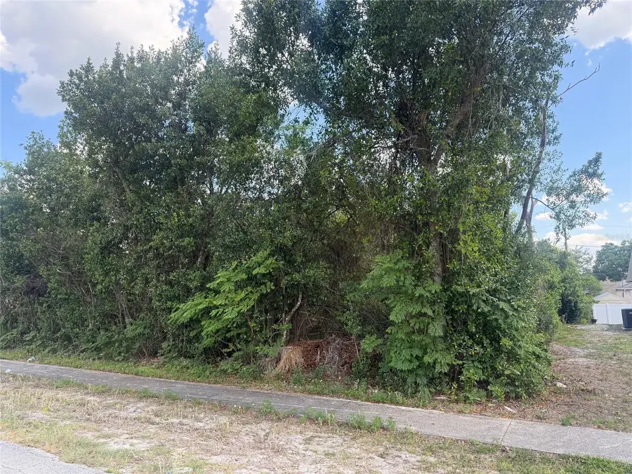 2809 Beal Street, Deltona, FL 32738 - #2