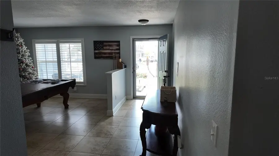 1042 Horseshoe Falls Drive, Orlando, FL 32828 - #2