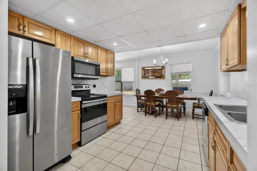 2303 Mahoney Avenue, Leesburg, FL 34748 - #2