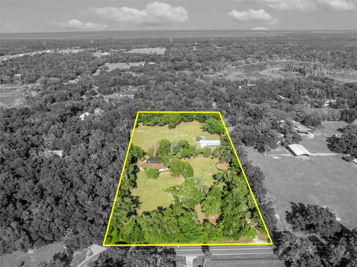 495 1st Street, Geneva, FL 32732 - #1