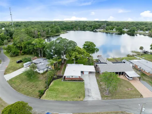 620 Lake Drive, OVIEDO, FL 32766