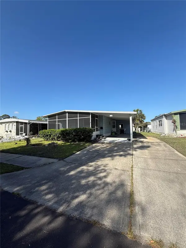 138 Moss Drive, DEBARY, FL 32713