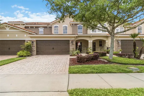 2107 Velvet Leaf Drive, OCOEE, FL 34761