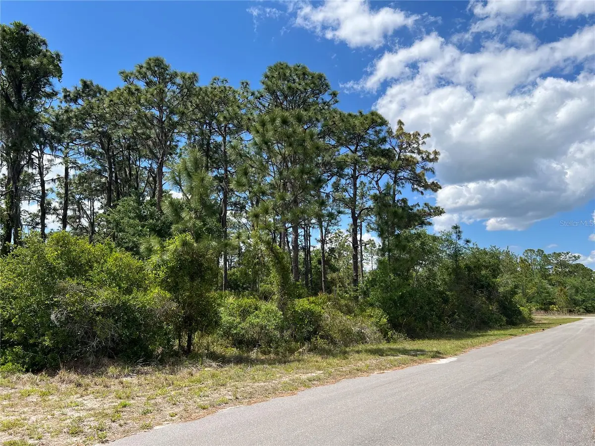 901 Azalea Drive, Indian Lake Estates, FL 33855 - #1