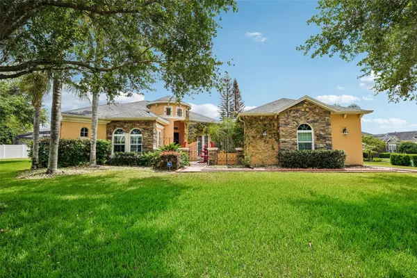 910 Parasol Place, OVIEDO, FL 32766