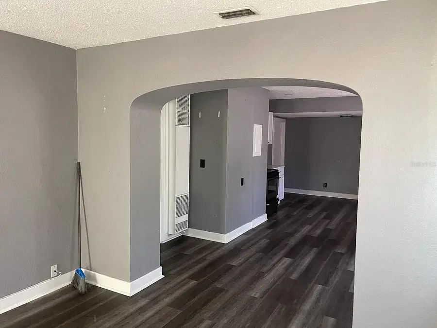 1301 Prescott Street S, Saint Petersburg, FL 33712 - #3