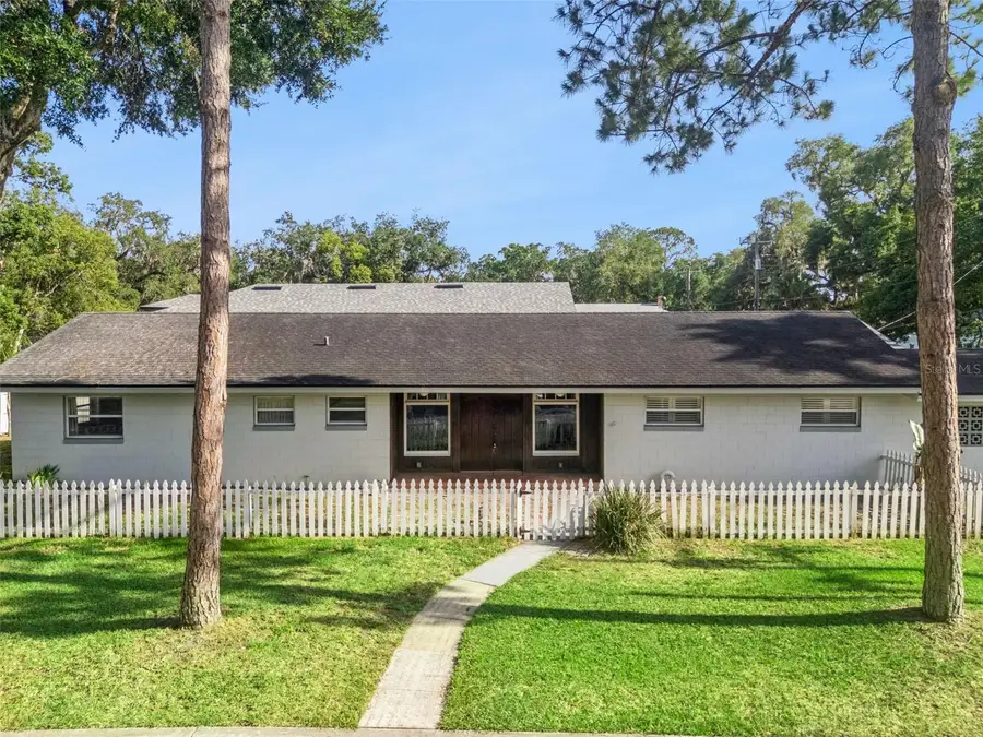 401 W 10th Street, Sanford, FL 32771 - #3