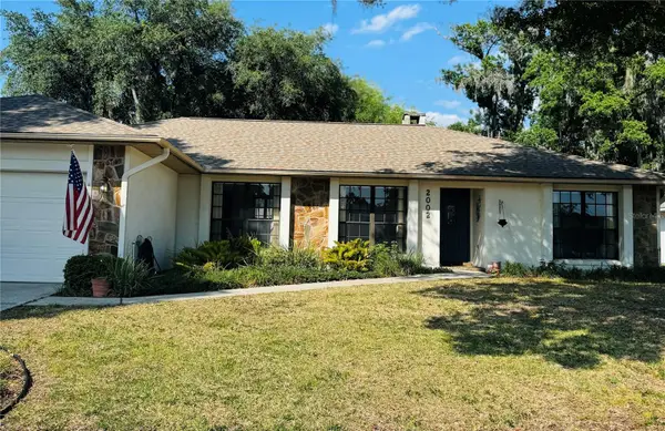 2002 E Timberlane Drive, PLANT CITY, FL 33563