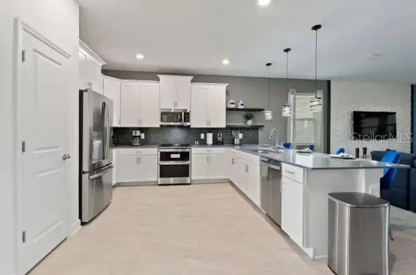 9254 Sommerset Hills Drive, Davenport, FL 33896 - #3