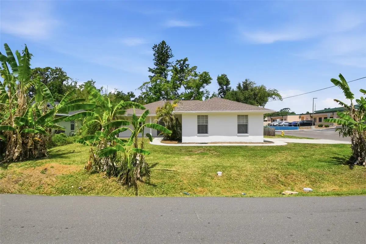 1812 34th Avenue E, Bradenton, FL 34208 - #1