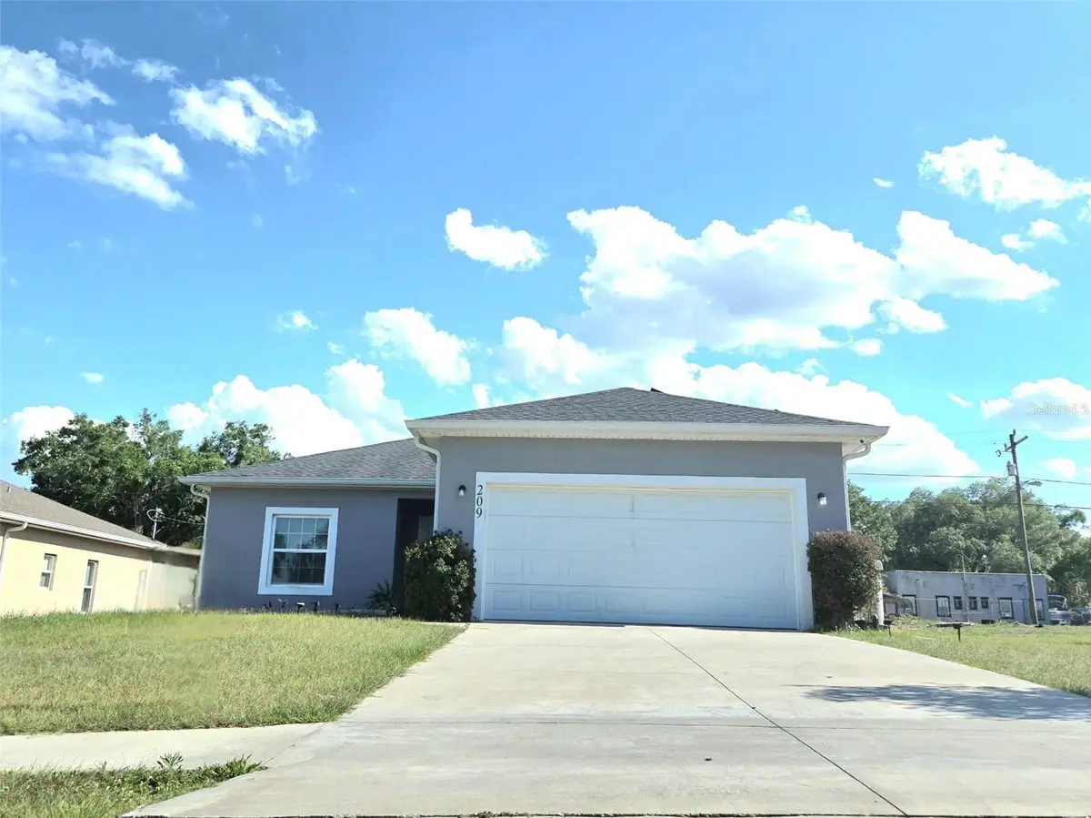 209 E Lemon Street, Davenport, FL 33837 - #1